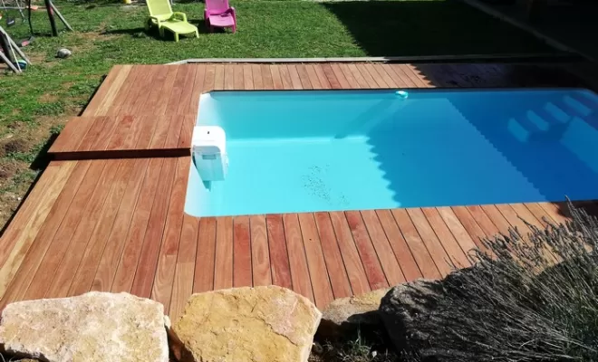 Création d'une terrasse en bois autour d'une piscine à Saint-Rambert-en-Bugey, Ambérieu-en-Bugey, Bugey Menuiserie et Rénovation