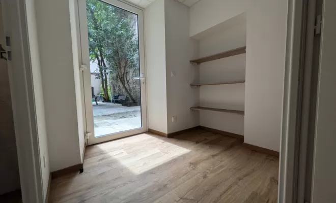 Rénovation complète d'un local commercial à Saint-Rambert-en-Bugey, Ambérieu-en-Bugey, Bugey Menuiserie et Rénovation