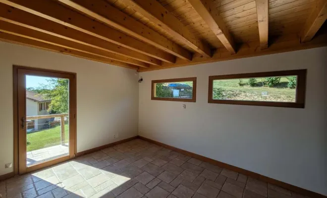 Rénovation intérieure d’un chalet à Ambérieu-en-Bugey : modernisation et optimisation des volumes, Ambérieu-en-Bugey, Bugey Menuiserie et Rénovation