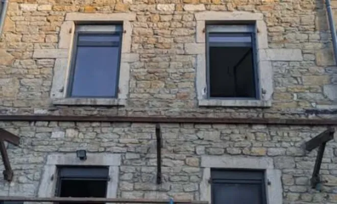 Remplacement des menuiseries extérieures et pose d'une baie coulissante à Ambérieu-en-Bugey, Ambérieu-en-Bugey, Bugey Menuiserie et Rénovation