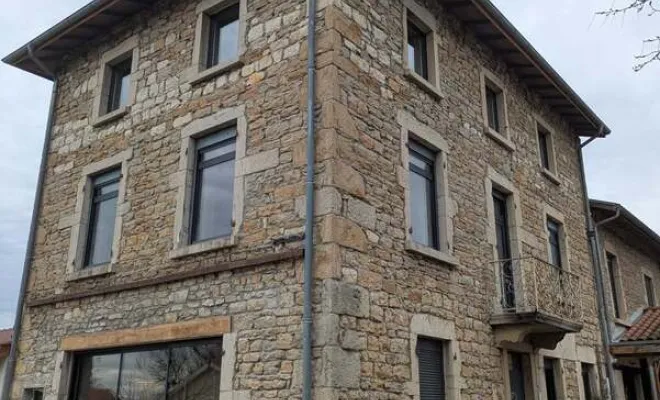 Remplacement des menuiseries extérieures et pose d'une baie coulissante à Ambérieu-en-Bugey, Ambérieu-en-Bugey, Bugey Menuiserie et Rénovation