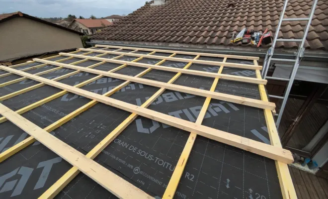 Installation d'un auvent de terrasse pour une maison à Ambérieu-en-Bugey, Ambérieu-en-Bugey, Bugey Menuiserie et Rénovation